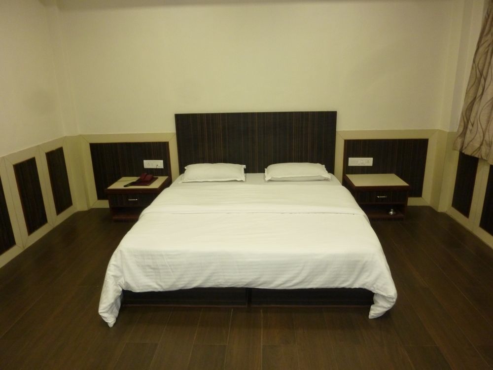 Hotel City Point Dadar Bombay Exterior foto